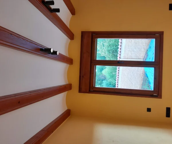 Ventana de pino con aceite ecológico