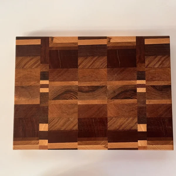 diferentes maderas en un forma de trenzado